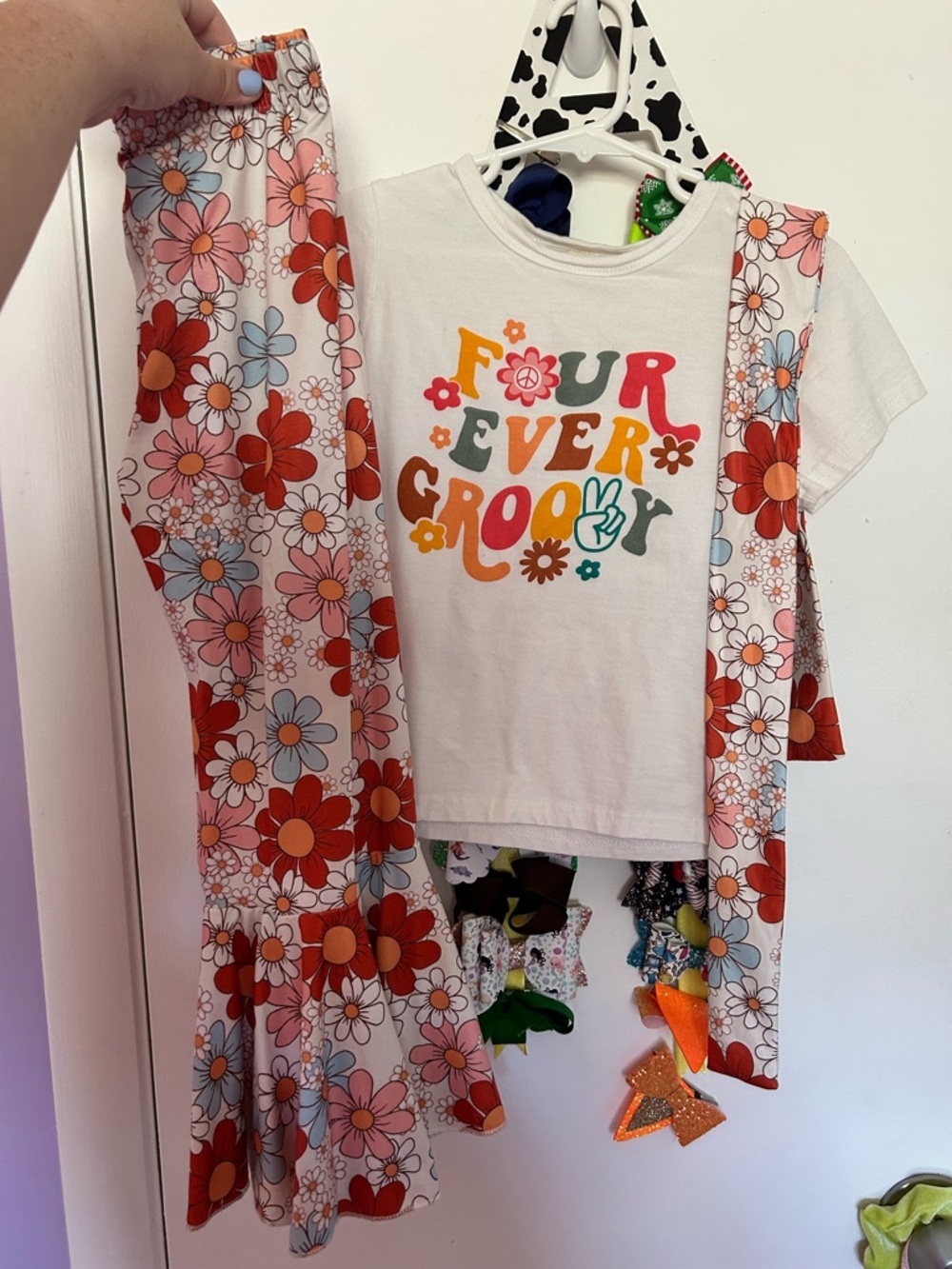 Girls Floral Two-Piece Set — White & Orange Four Ever Groovy